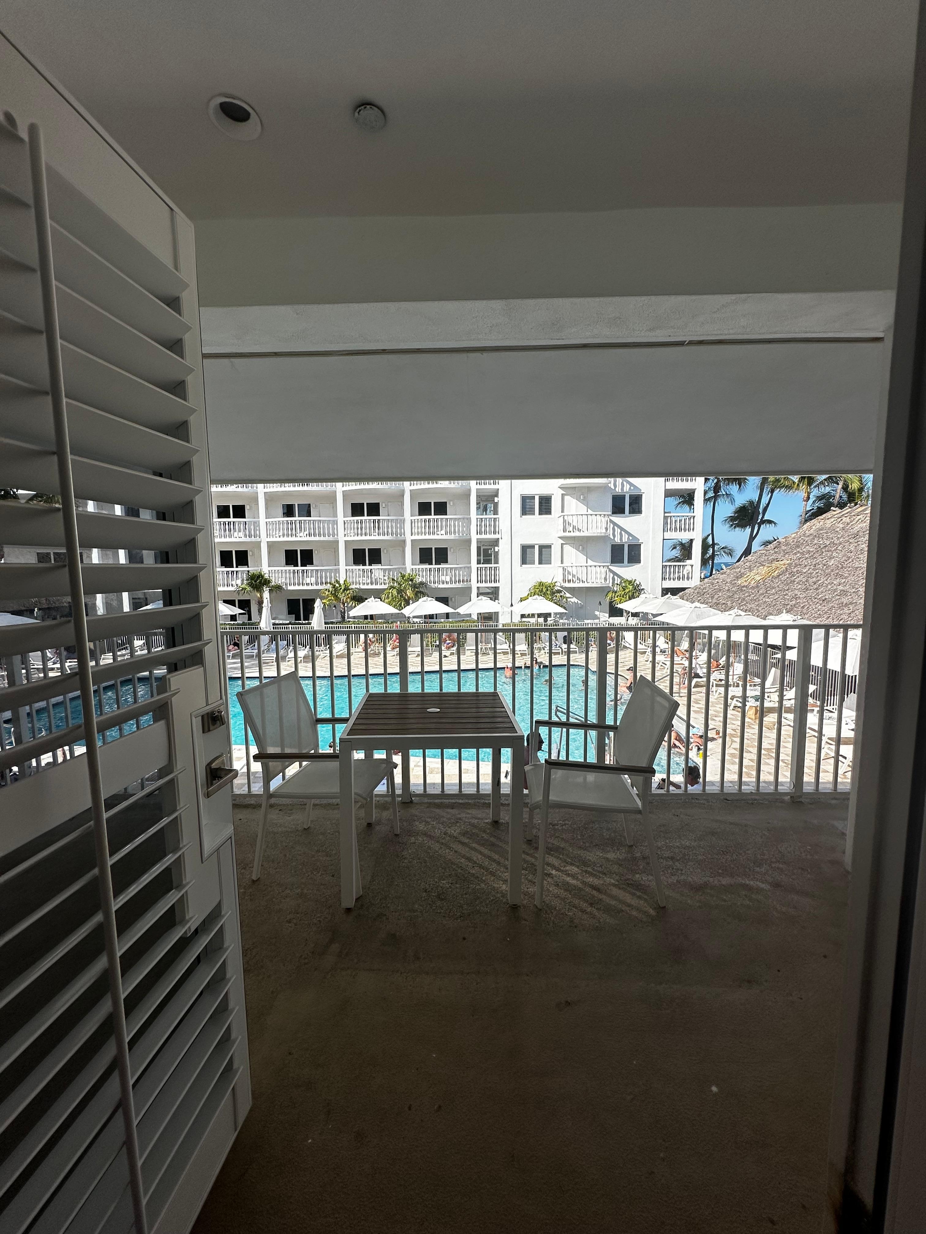 Jr suite pool view
