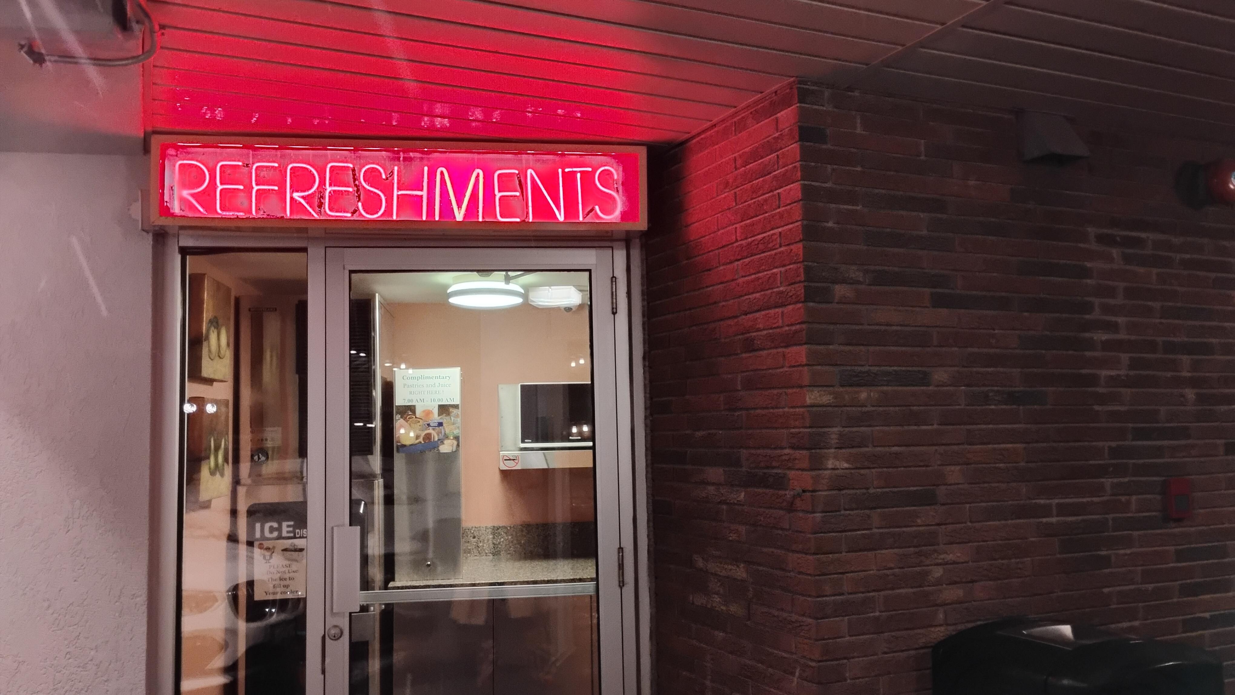 Easily accessible light breakfast 