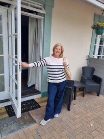 Stayed in the rooms attached to the hotel. Spotless and compact with lovely decor. Really large shower and your own chairs and table to sit and have a cuppa