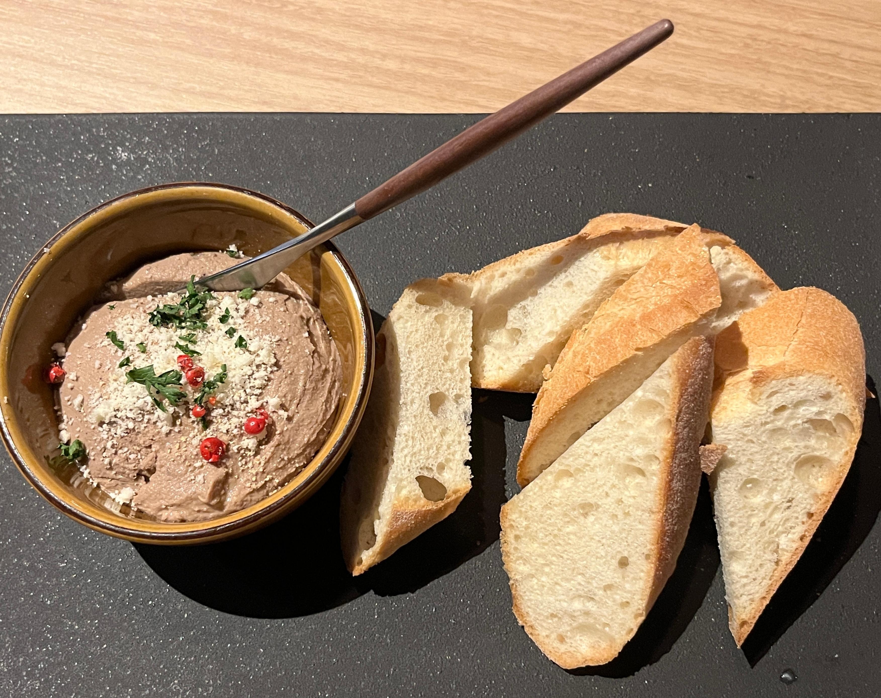 Appetiser for dinner at L Lota