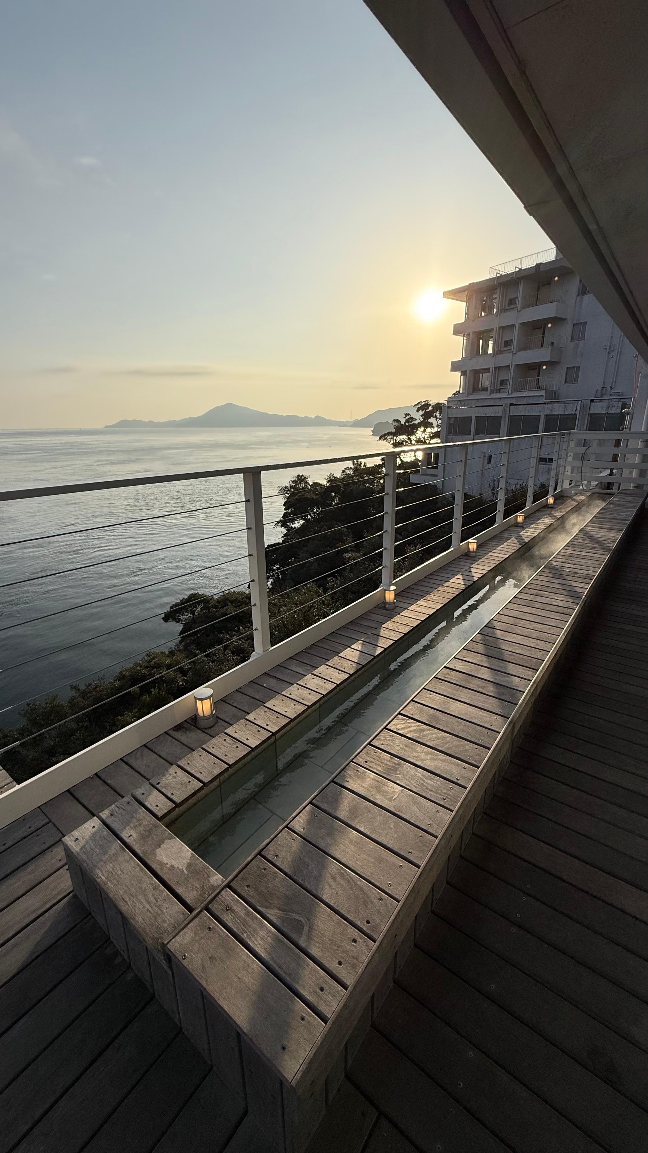 足湯
利用はしてない