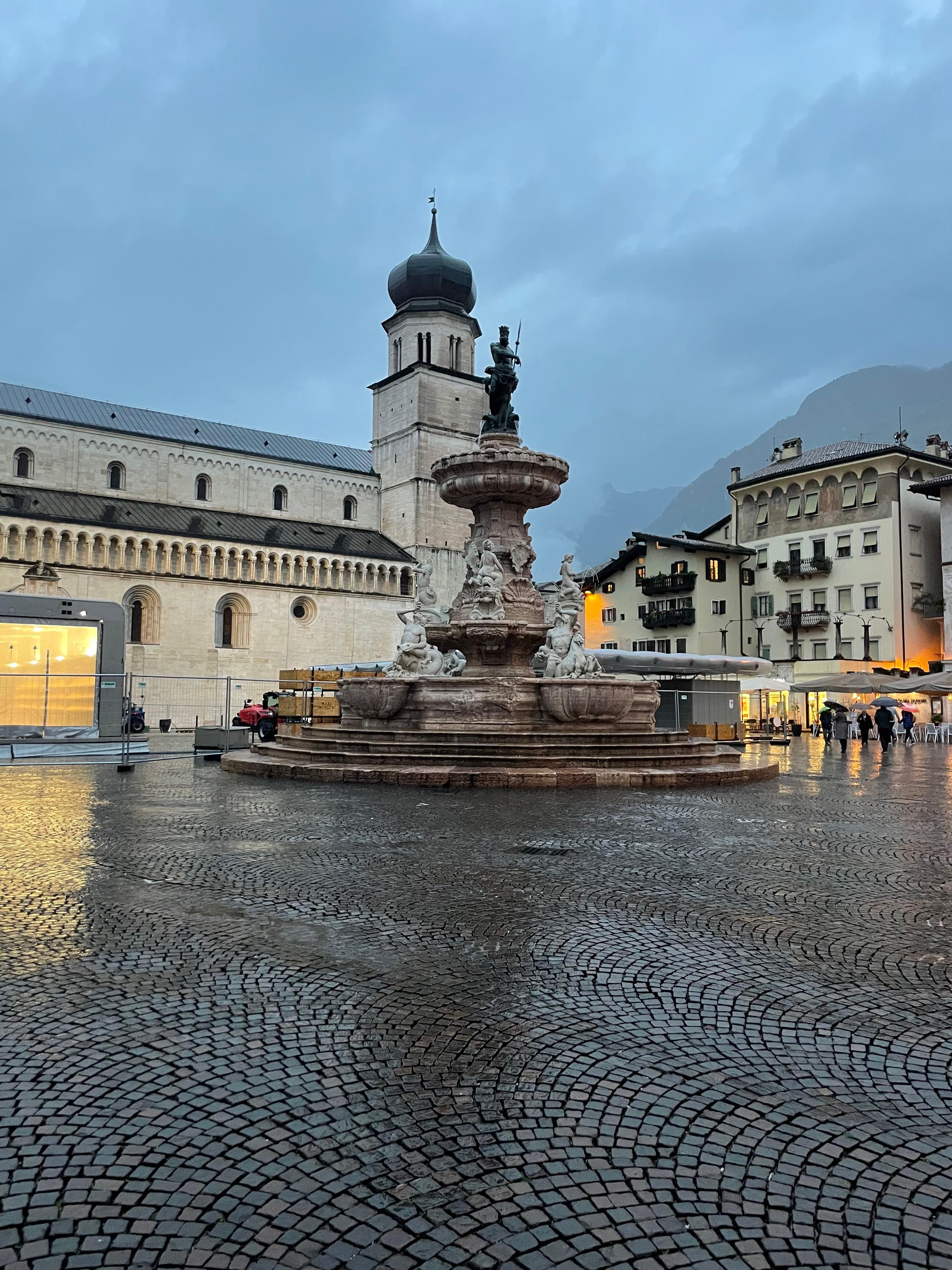 The beautiful fountain.