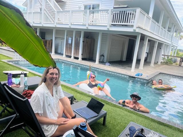 A morning in the pool!