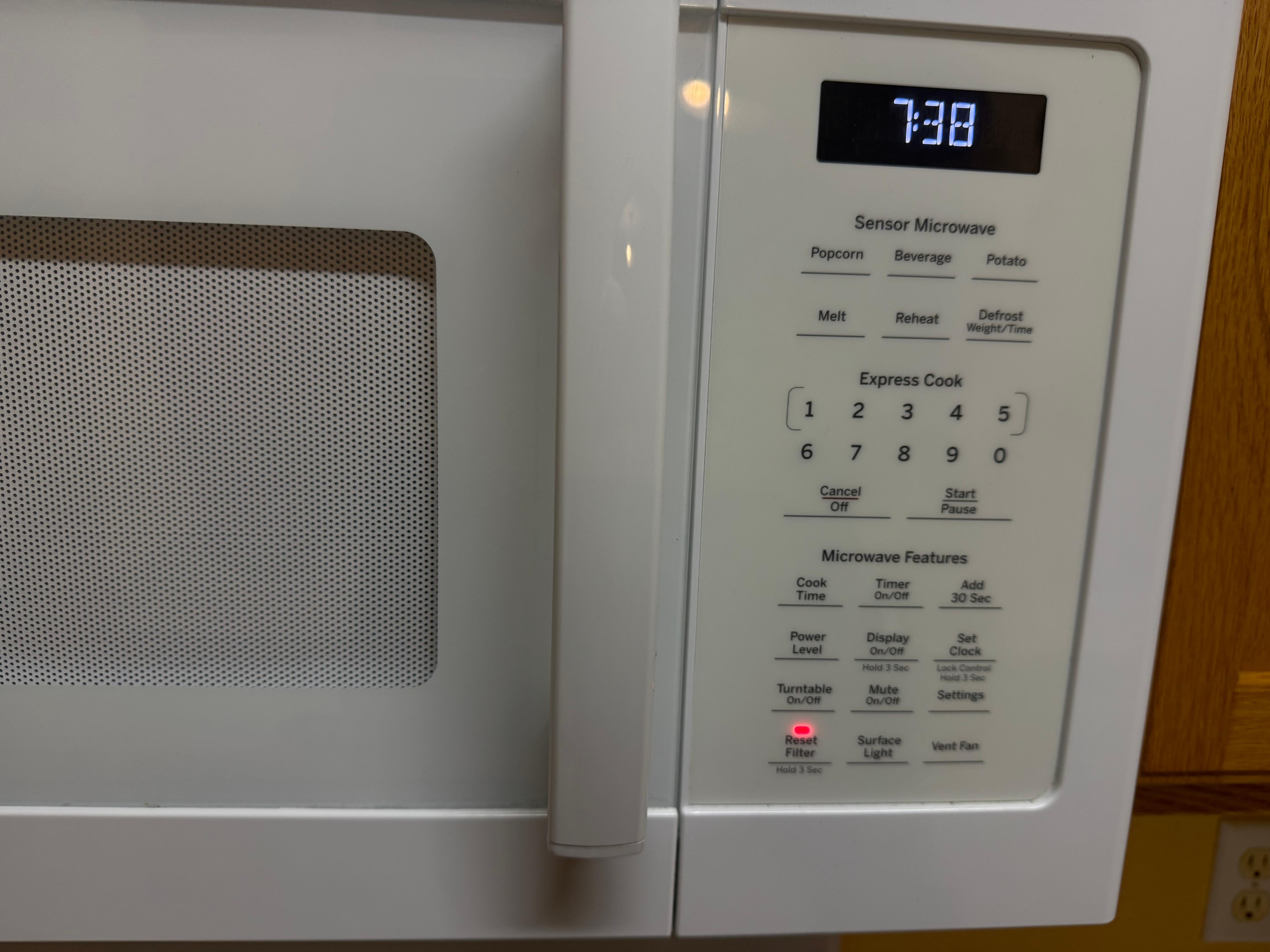 Warning light on microwave 