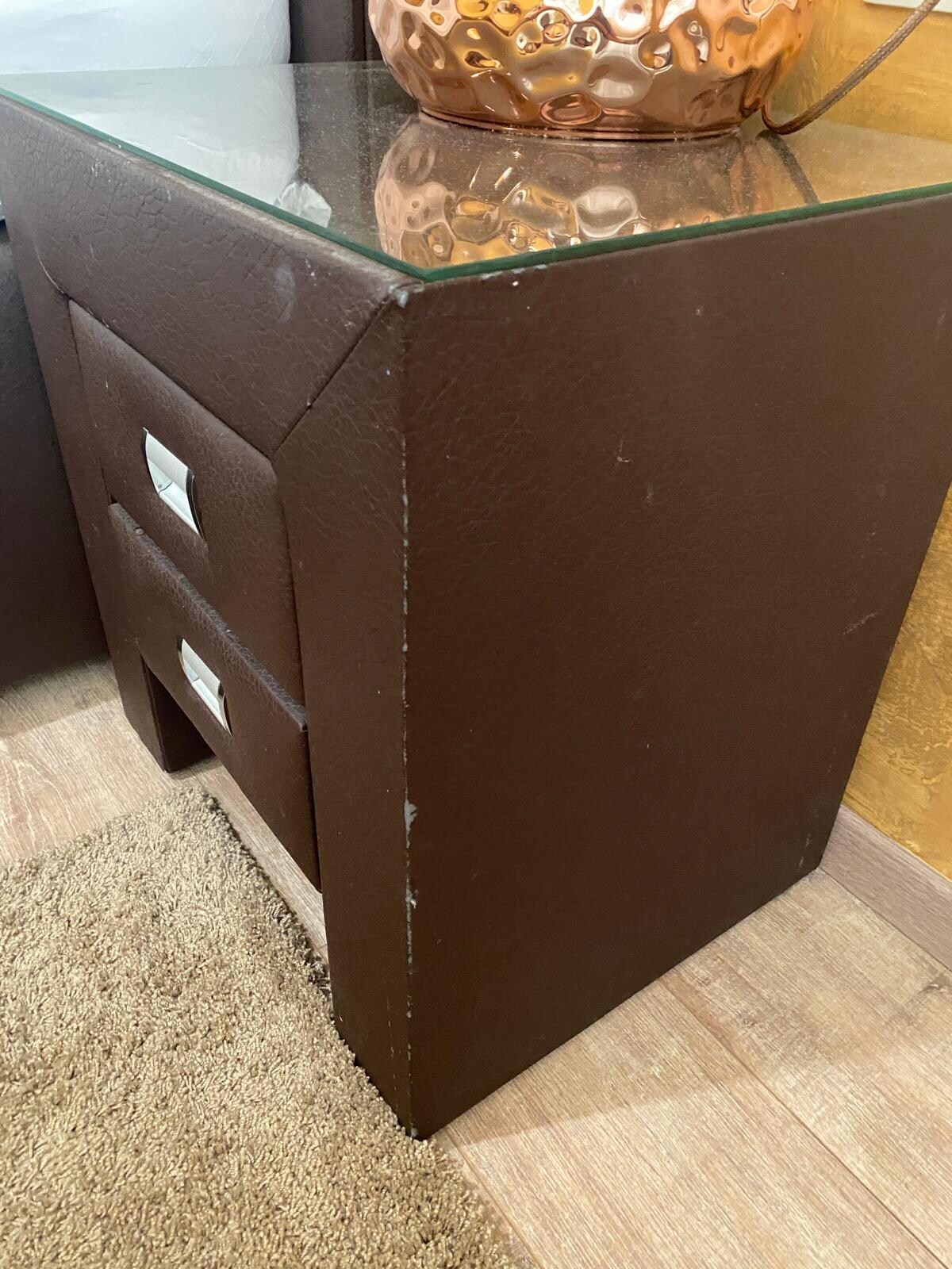 Mesilla con desperfectos