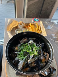 Moules Frites i restaurangen. Absolut högsta betyg