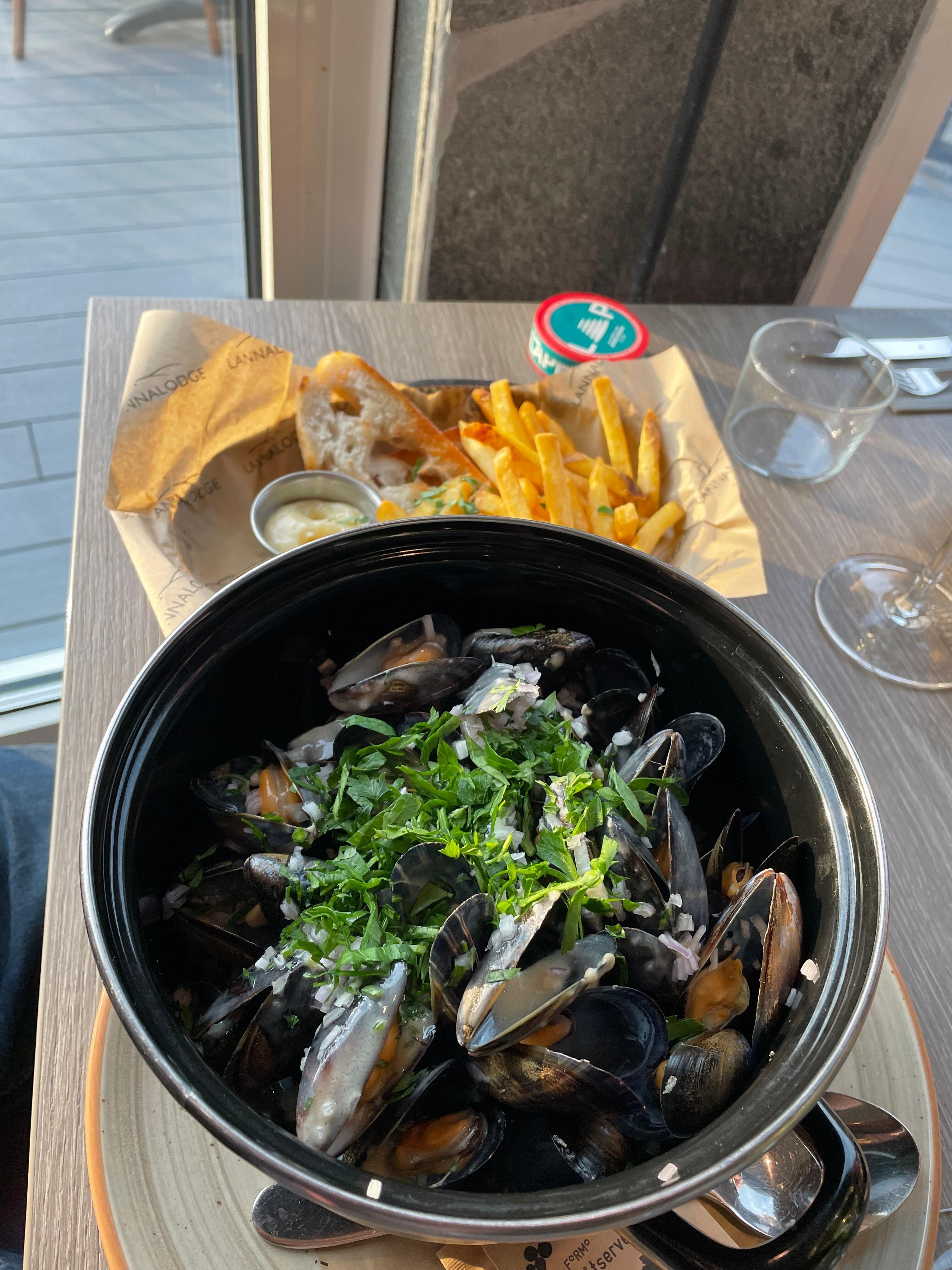 Moules Frites i restaurangen. Absolut högsta betyg