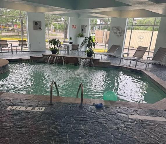 I expected to have this indoor pool at the hotel, but no pool at all😕