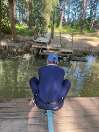 Hotel river raft 8am - 9pm