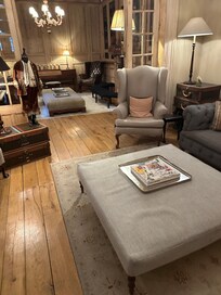 Several cozy common rooms to hang out