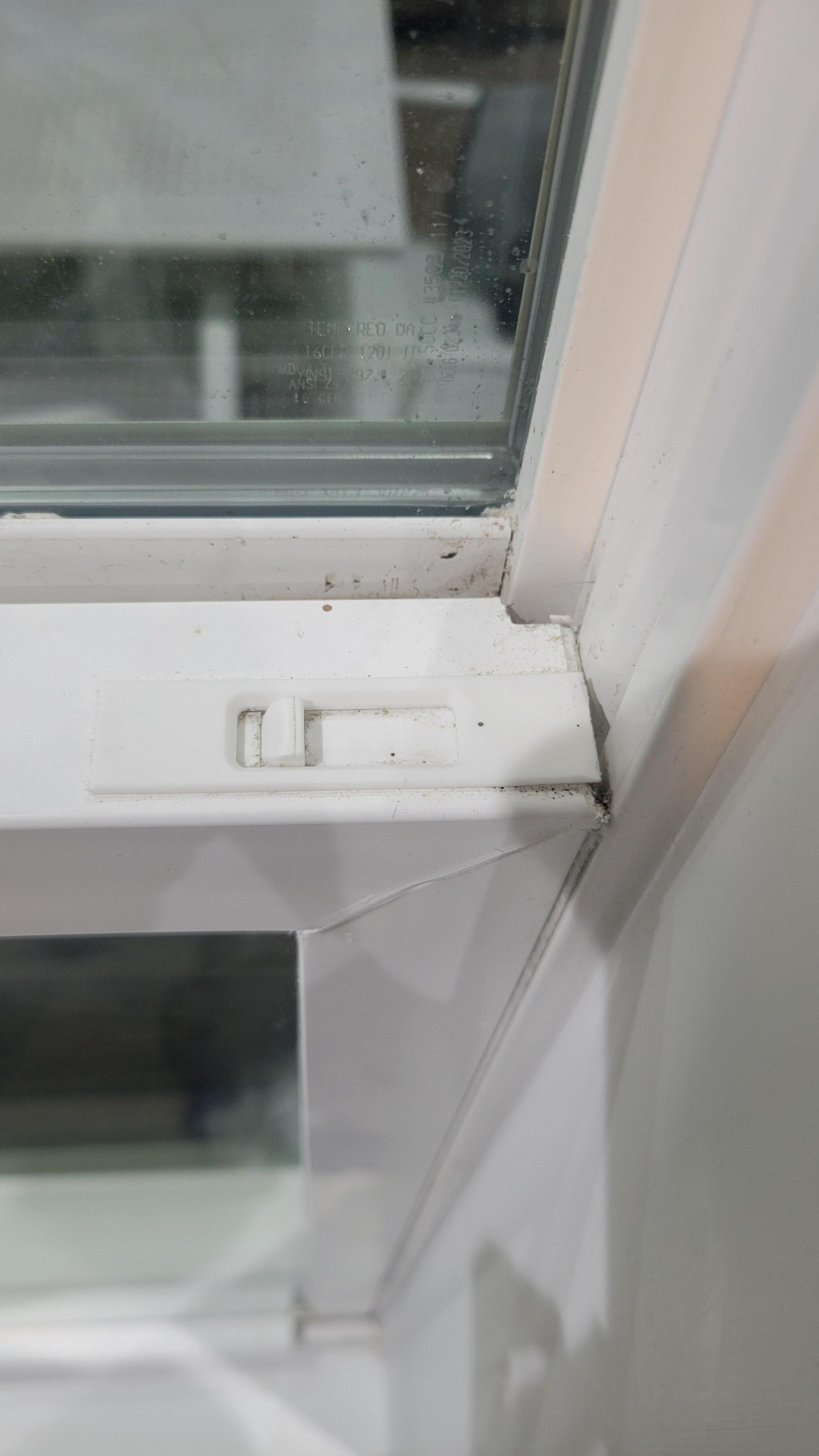 Vs other side of window that doesn't causing the window to seperate from guide and pop out of place.