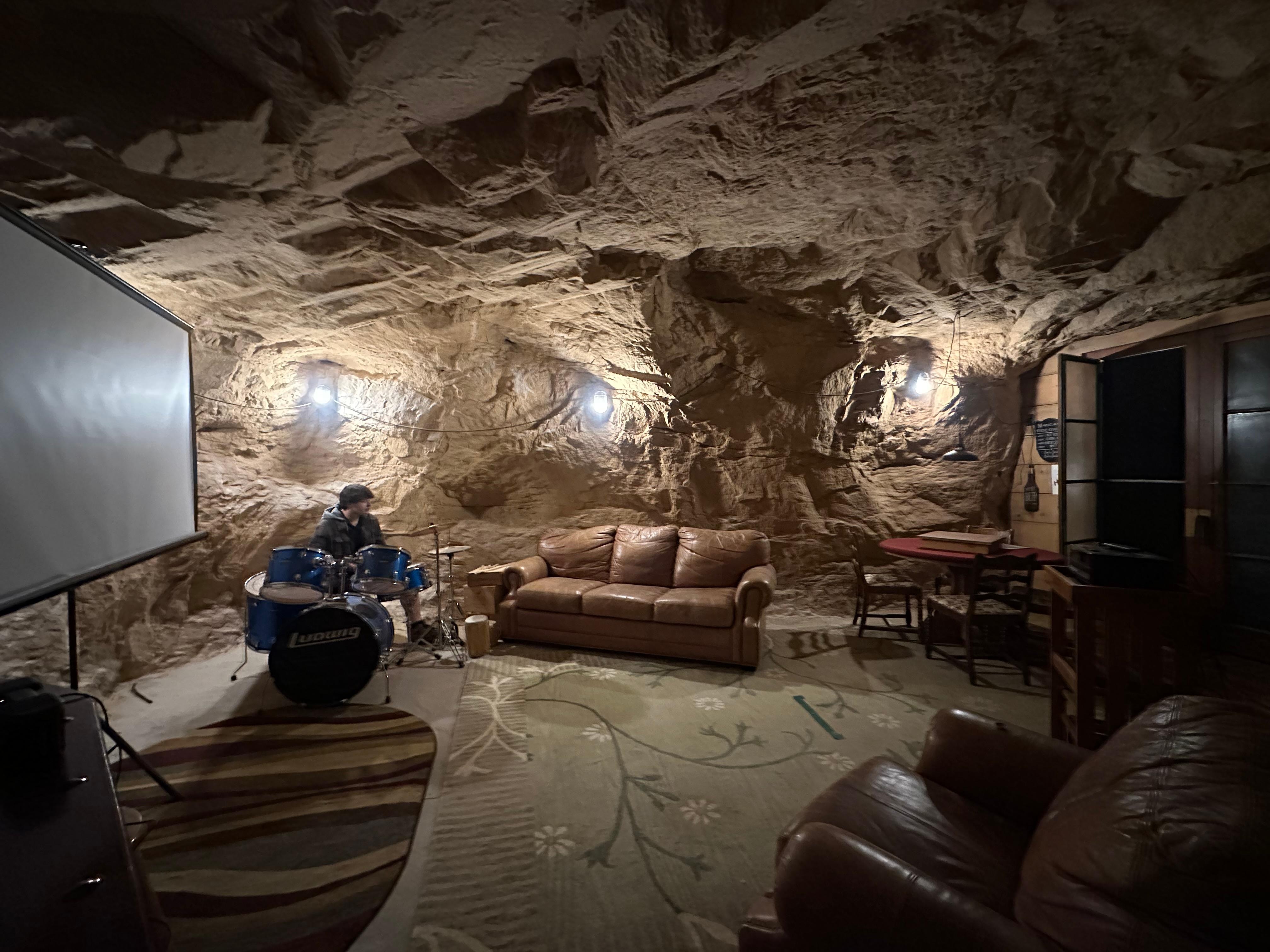 Entertainment Cave