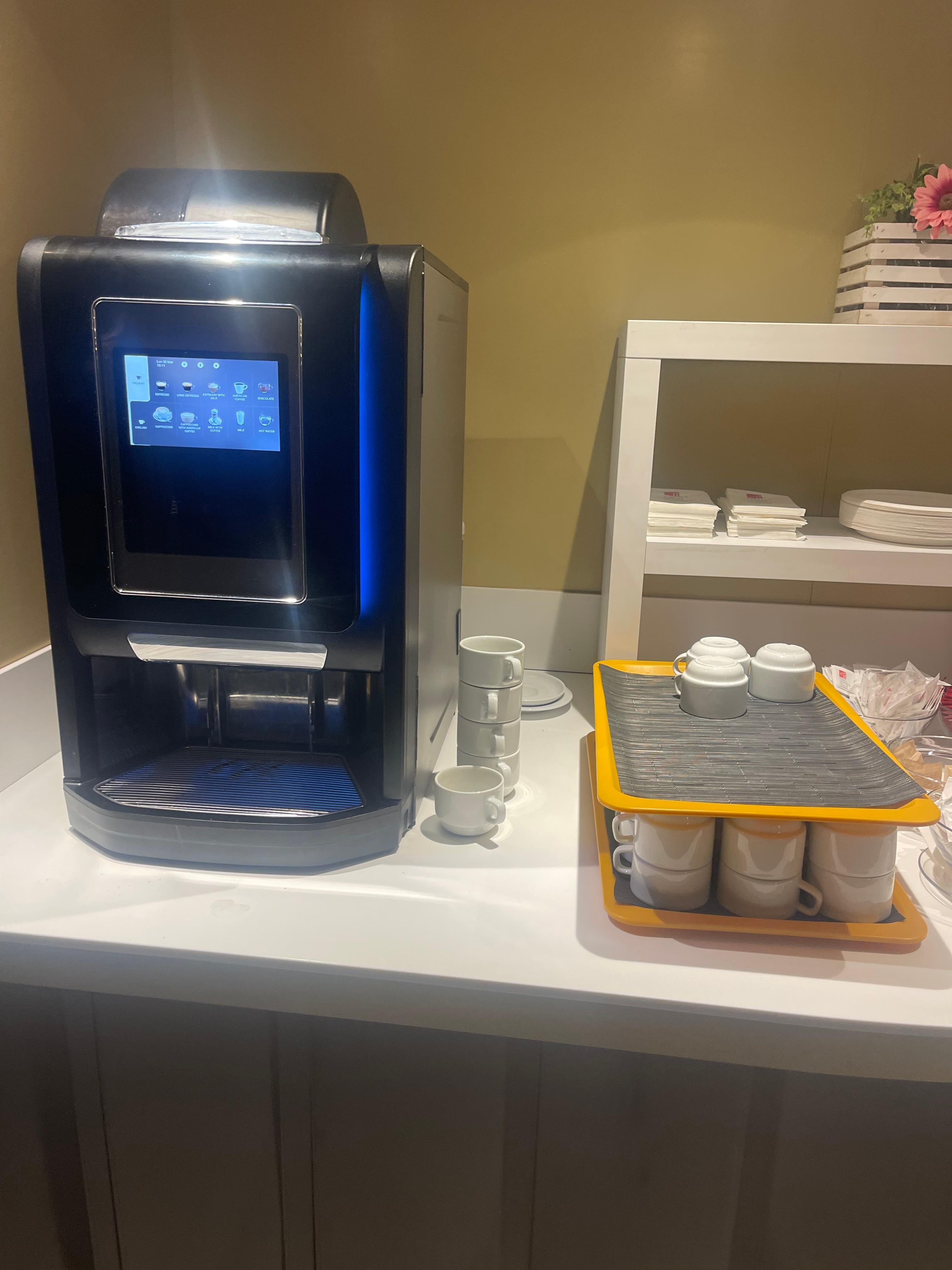 Coffee available I think 24h 