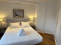 Main bedroom with ensuite