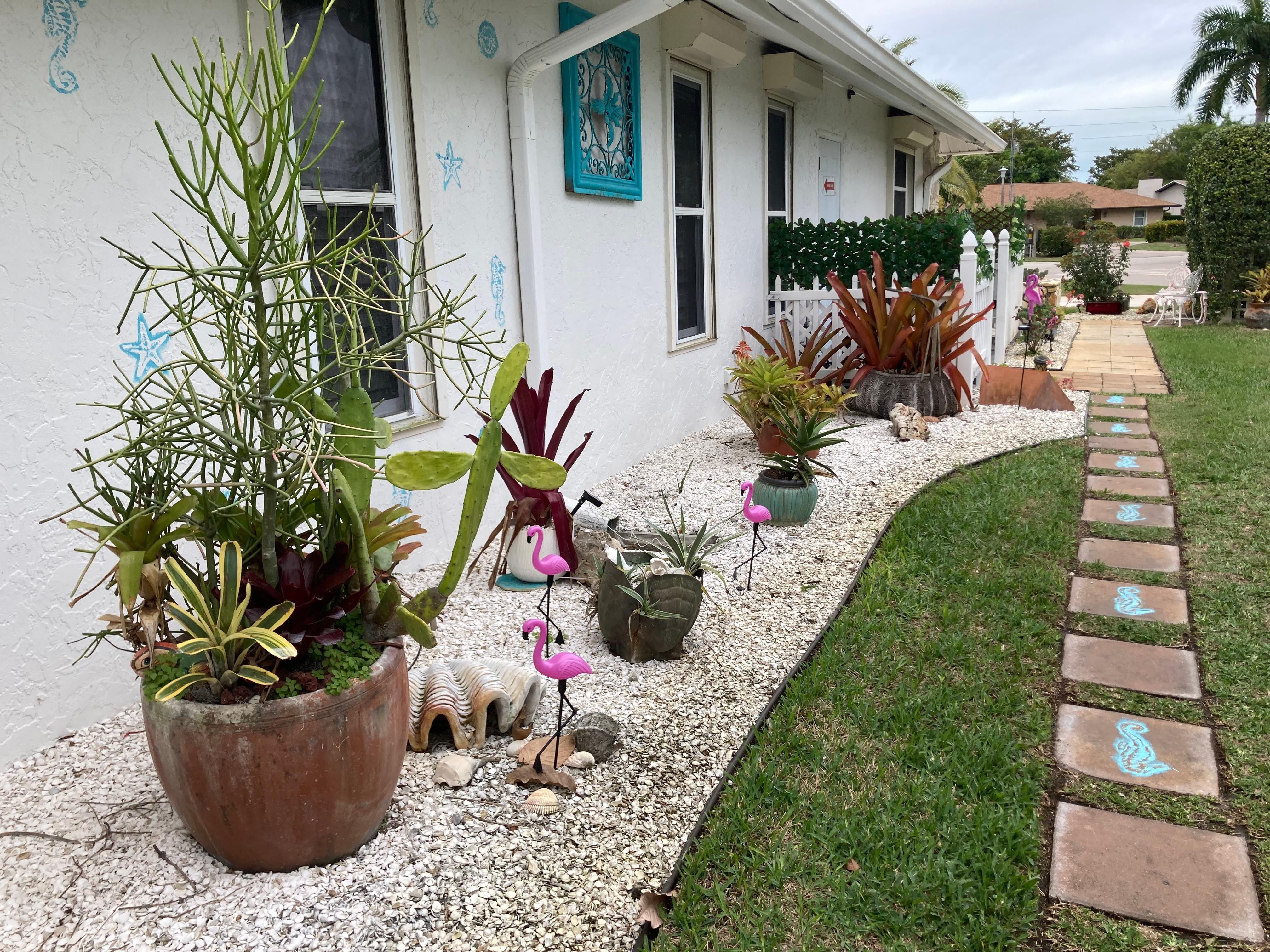 Outside leading to our rooms. 