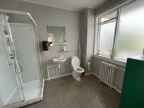 Bathroom first floor