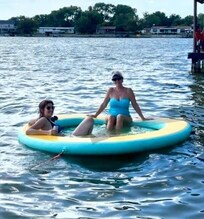 Floatin!
