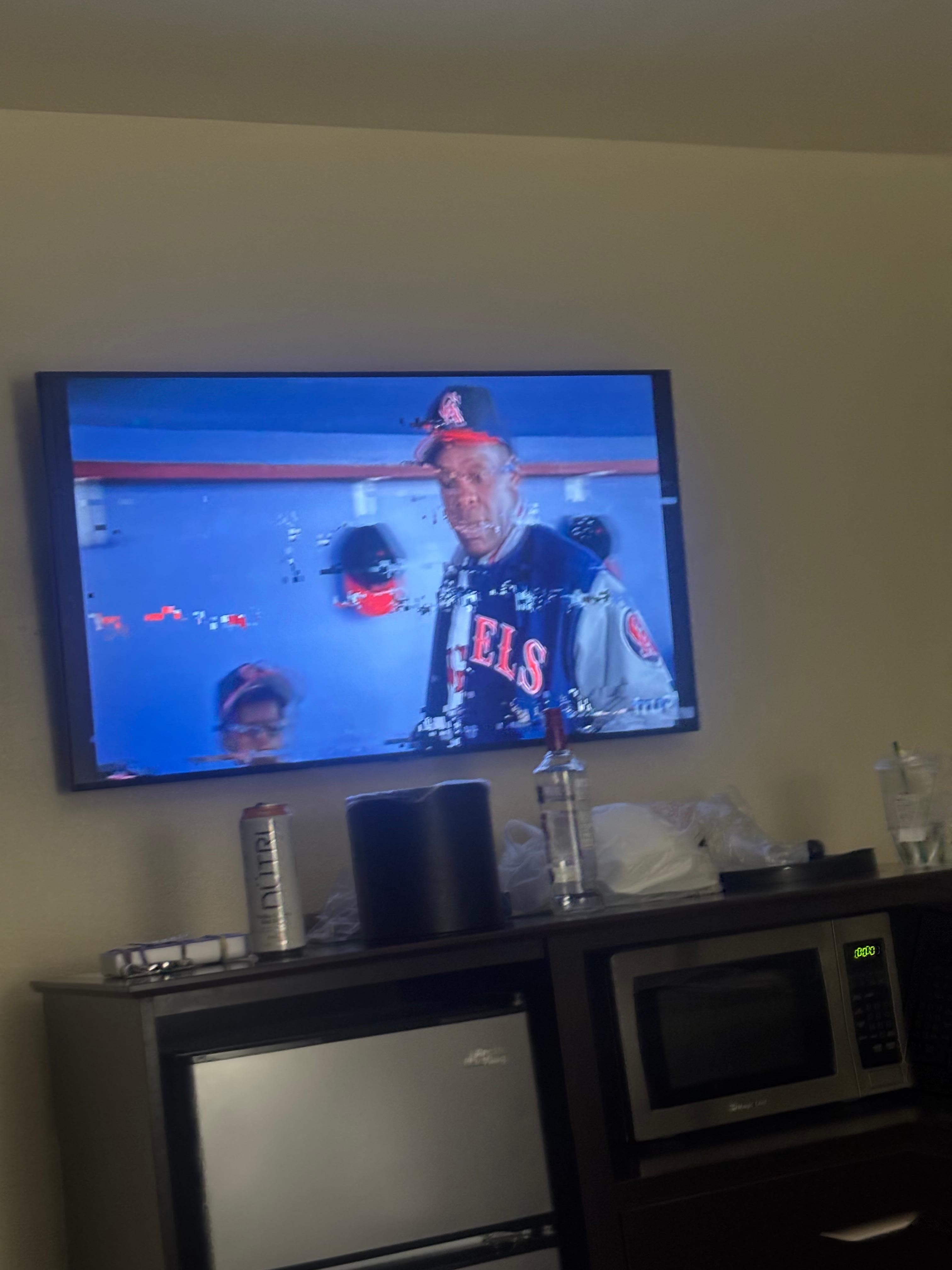 The TV didn't work and no one was at the desk to fix it.