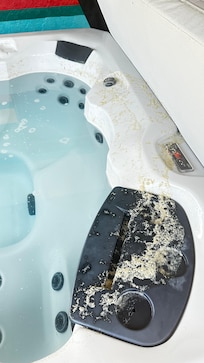 Hot tub AFTER they came and cleaned it