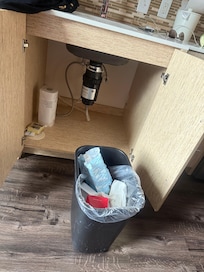 Full garbage inside the room