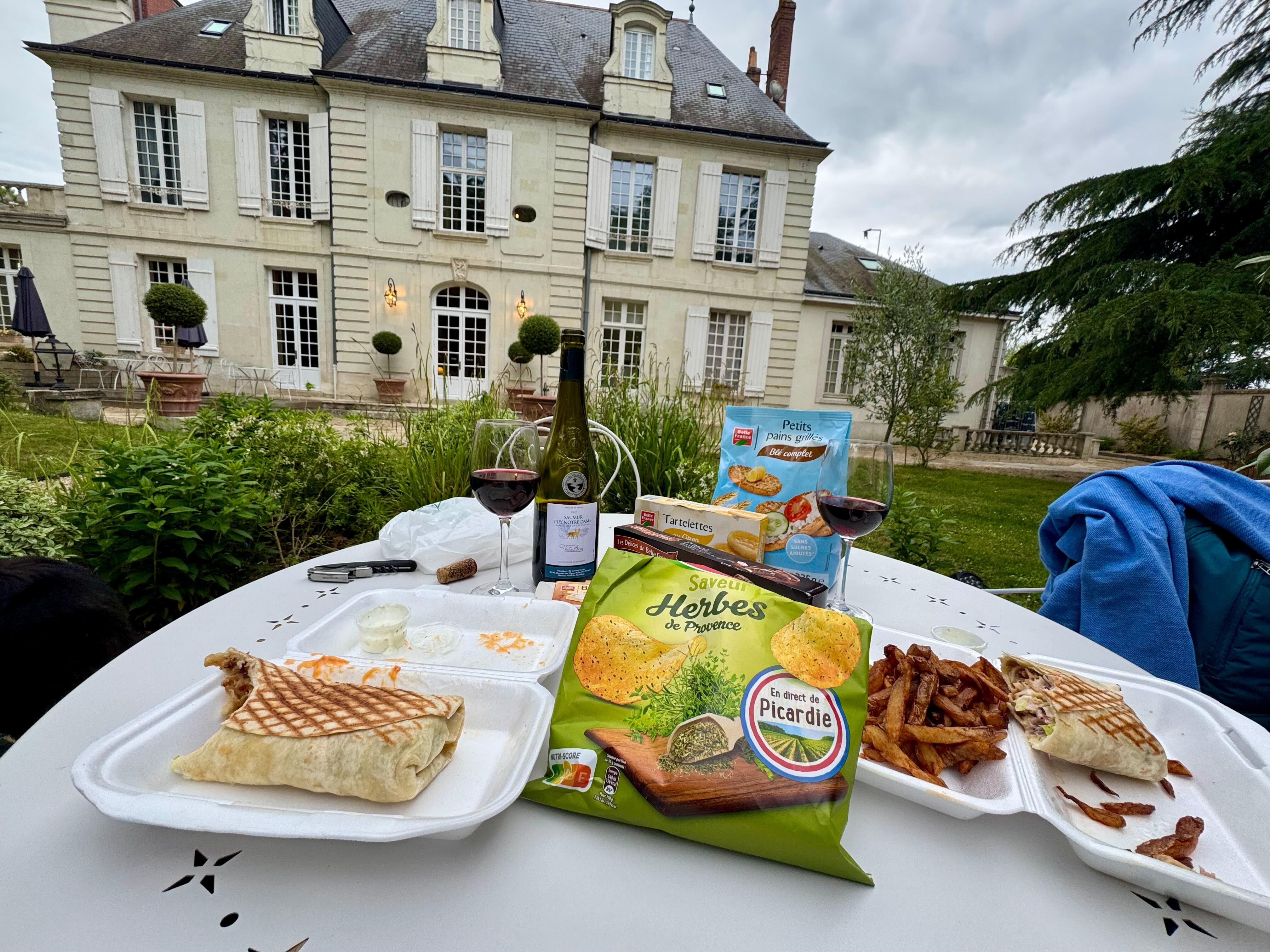 Picnic in the garden