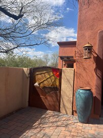 Gateway to a wonderful oasis!