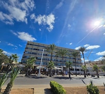 Hotel Aya