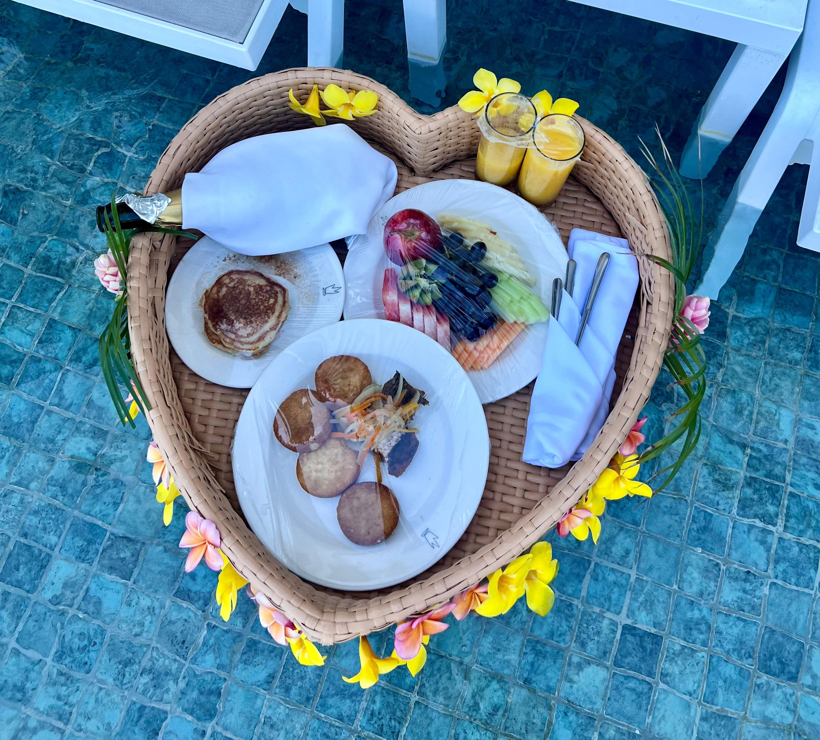 Floating Breakfast (Definitely comes with more food, we chose the Jamaican breakfast over the continental)