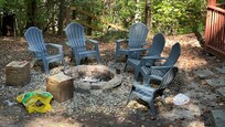 Outdoor fire pit