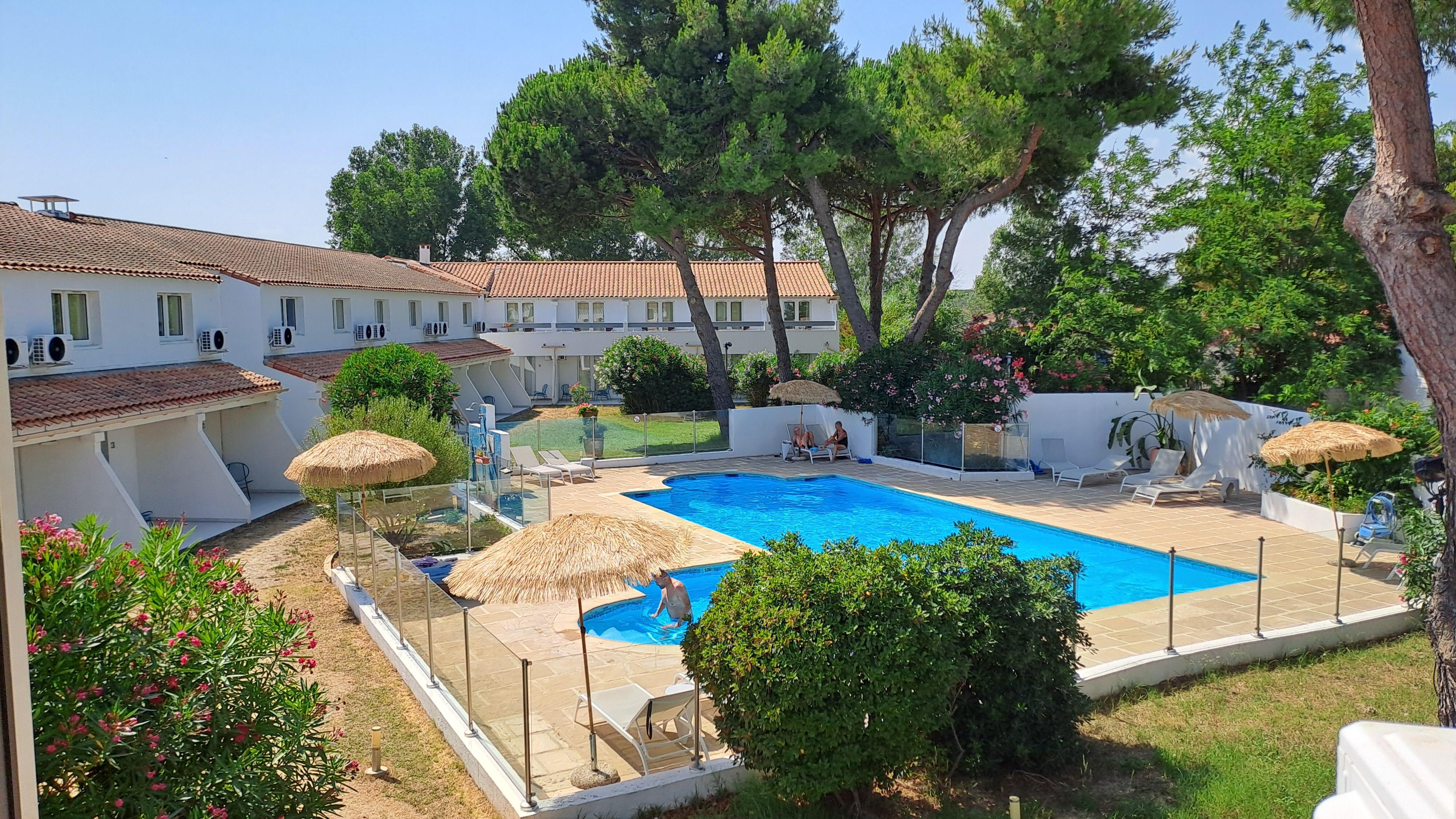 Vue sur piscine