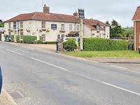 Lovely beer garden & dog friendly