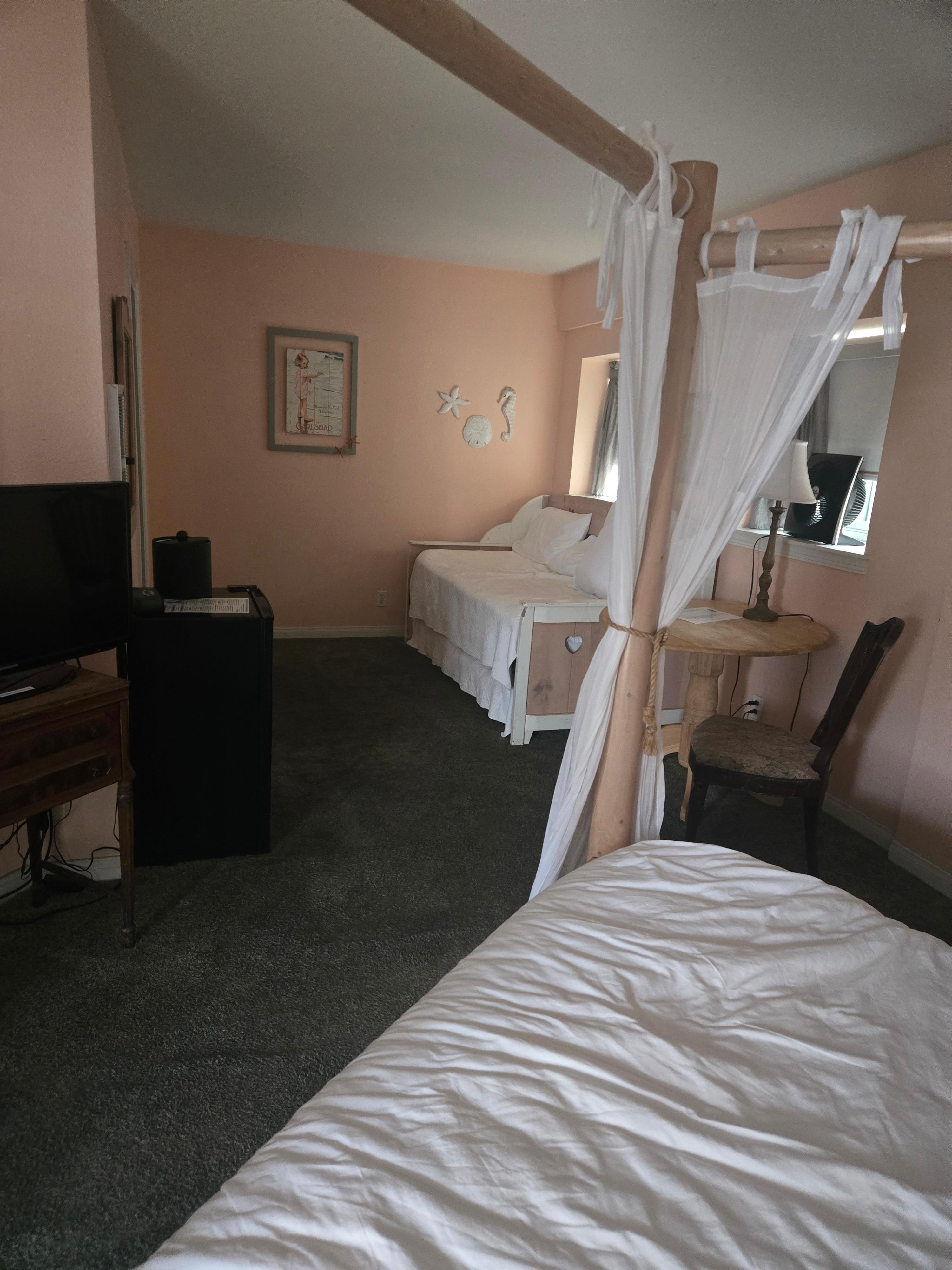 Only one table chair to sit at but trundle twin would be good for families 