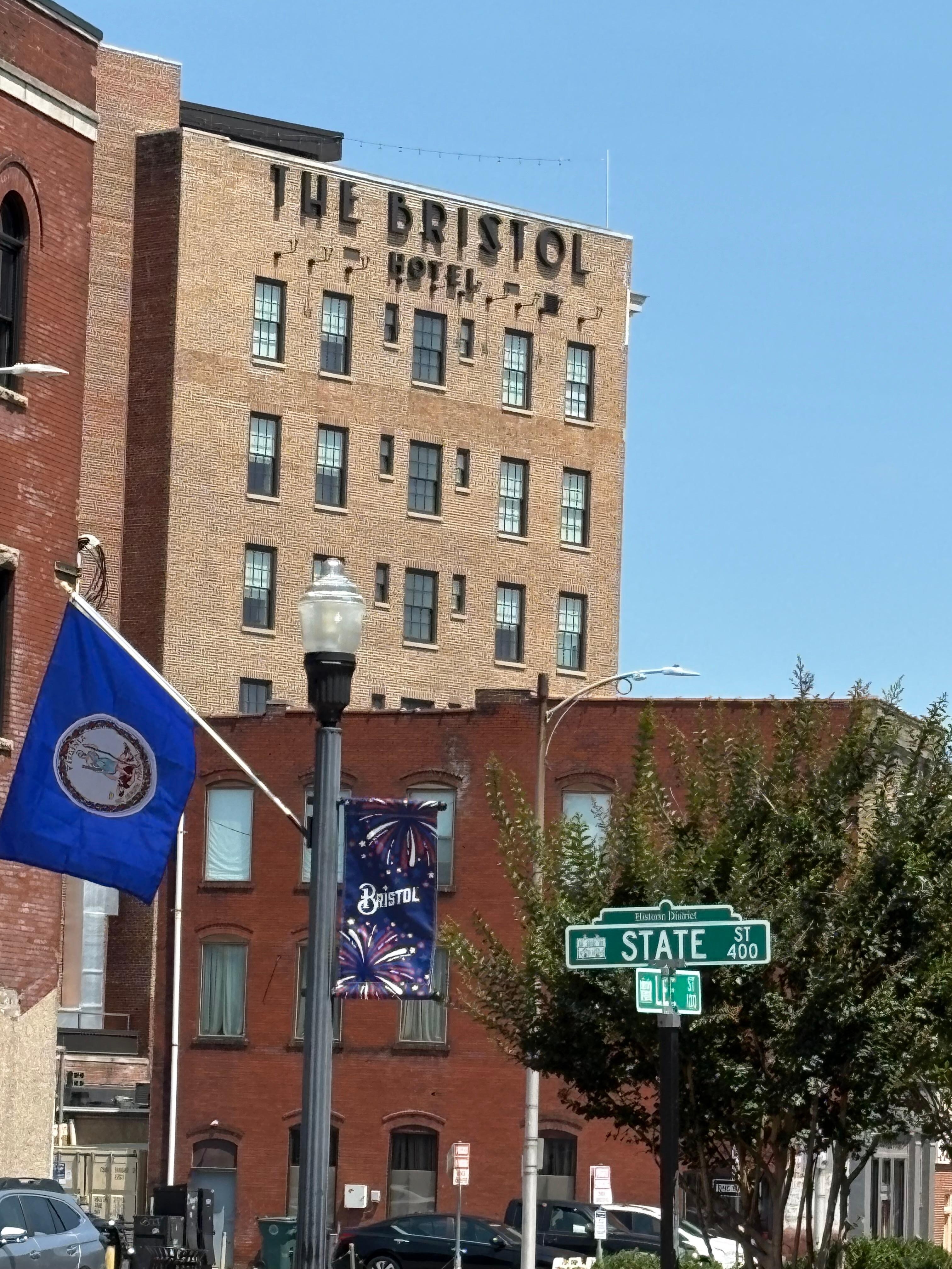 Rooftop bar and historic hotel