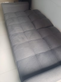 Sofa cama we need to clean