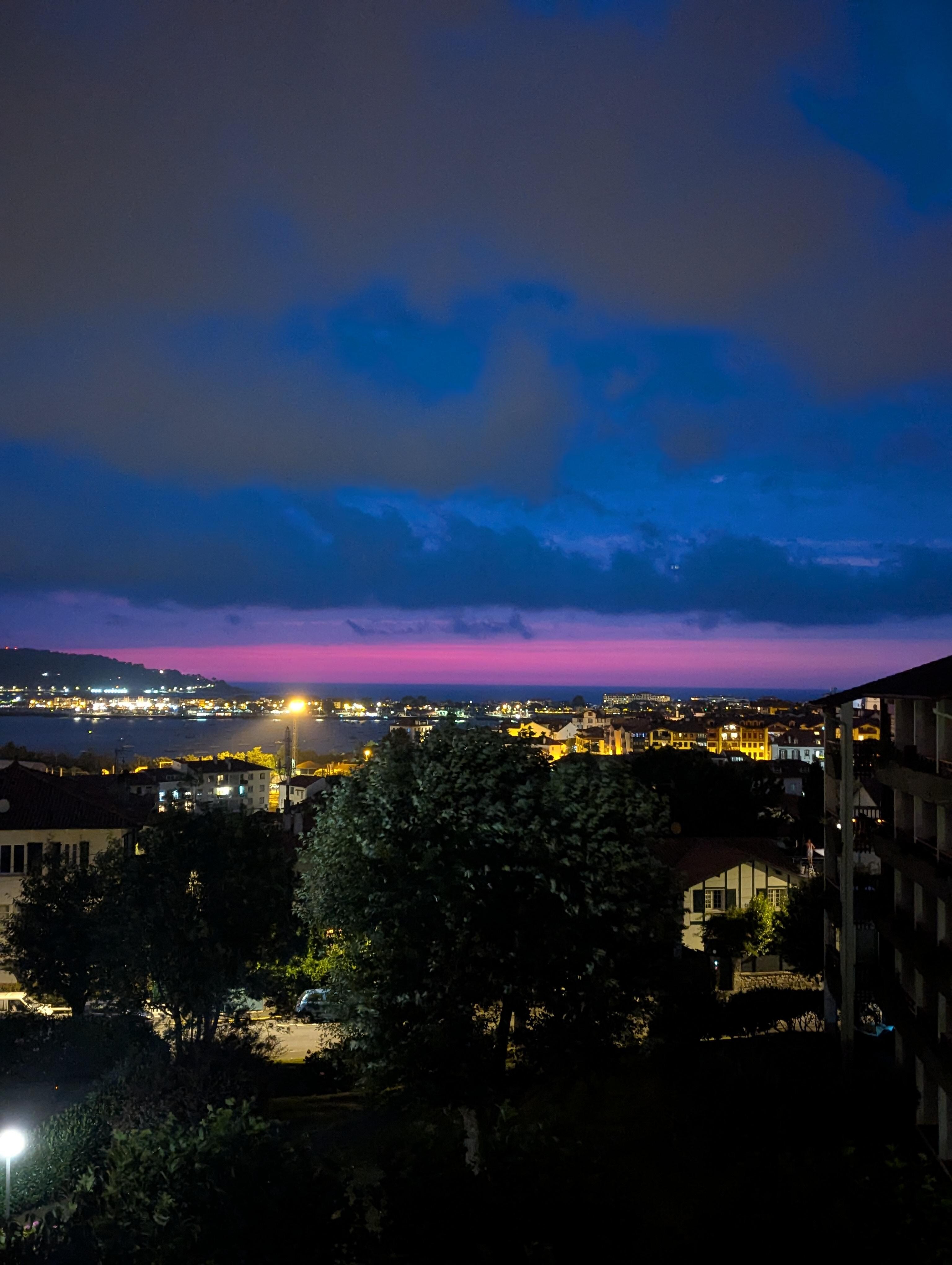 Vue du balcon le soir