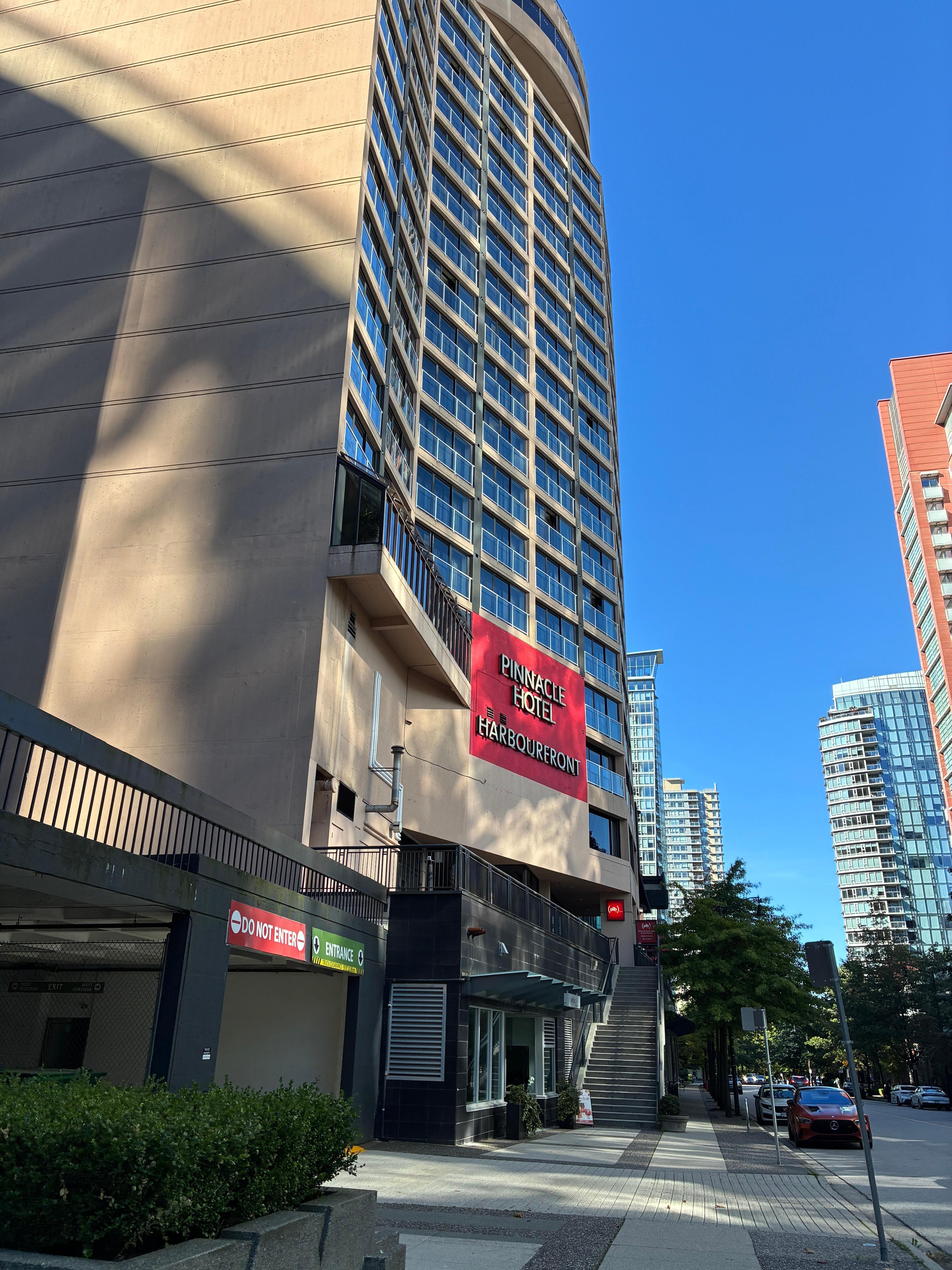 Wonder hotel with great views!