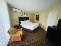 マスターベッドルーム(bedroom)