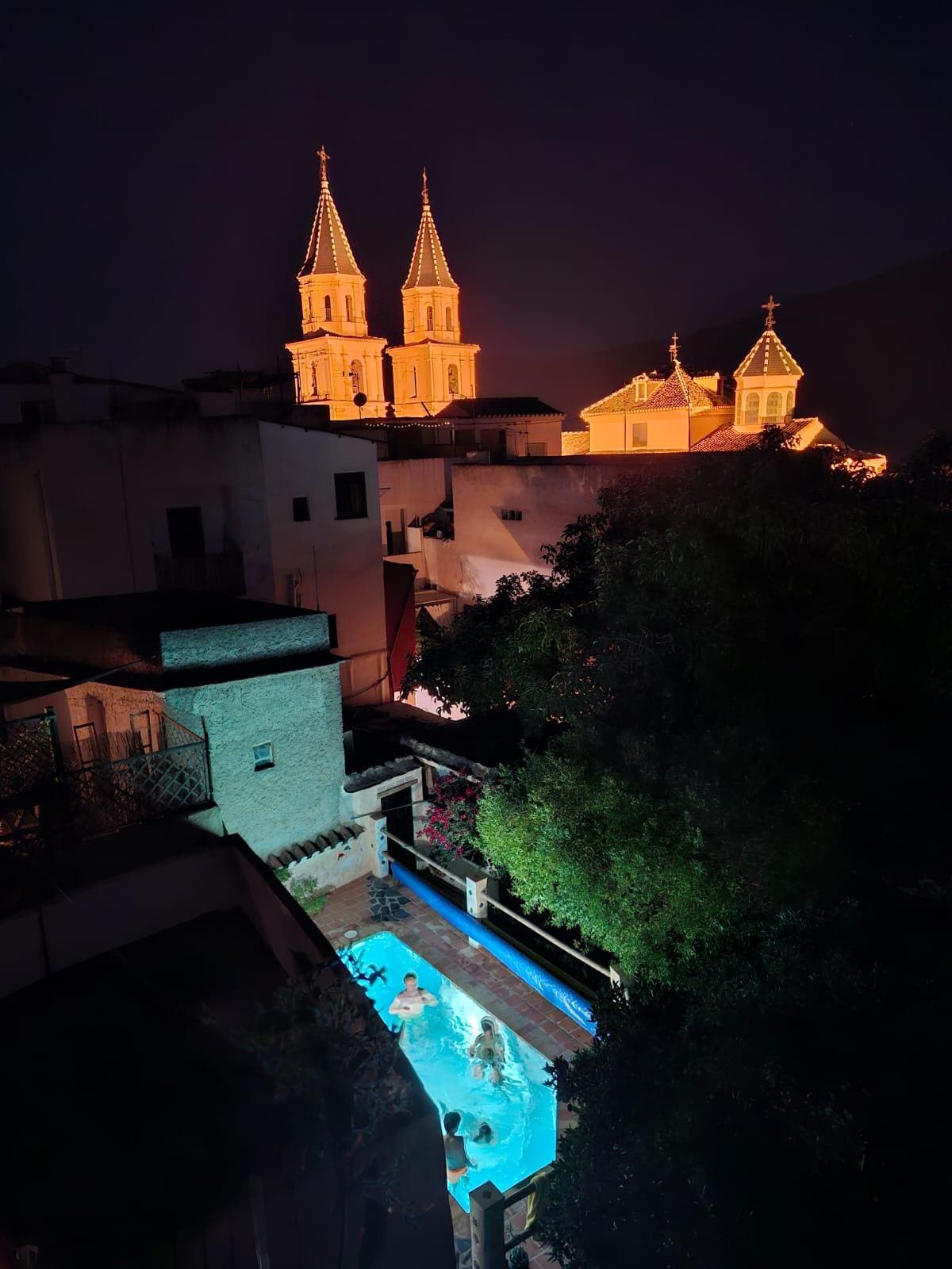 a refreshing dip in the evening. 