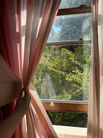 Bedroom window, lots of sunlight and privacy