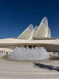 The magnificent new Abu Dhabi History Museum.