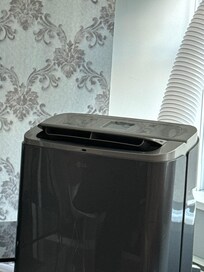 Portable air conditioner
