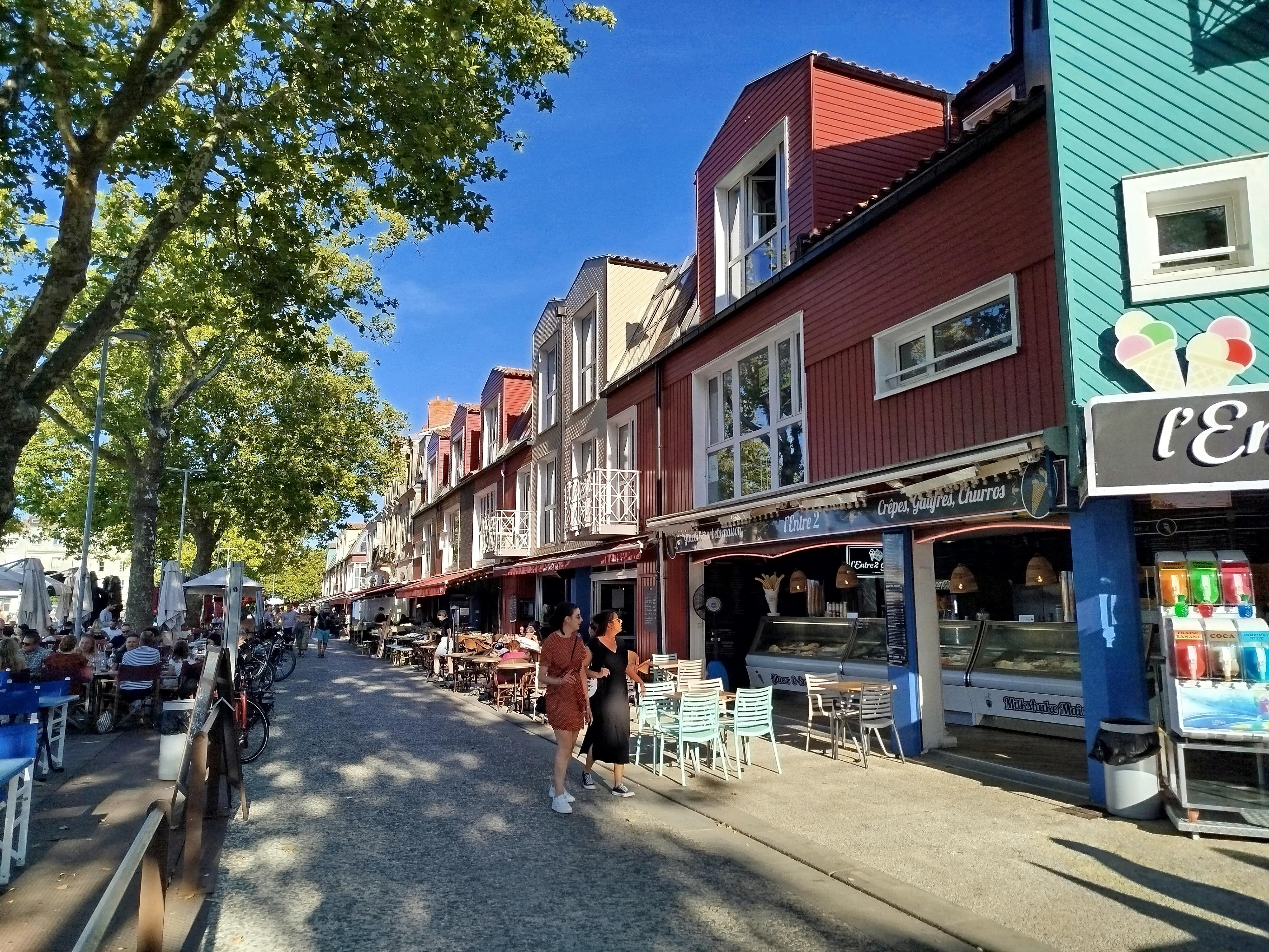 Quai sur lequel se trouve la location 