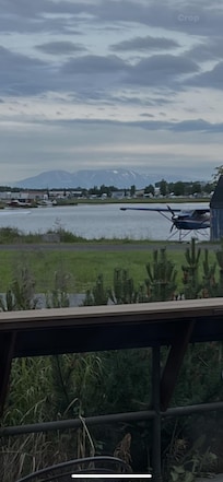 Sea planes at breakfast