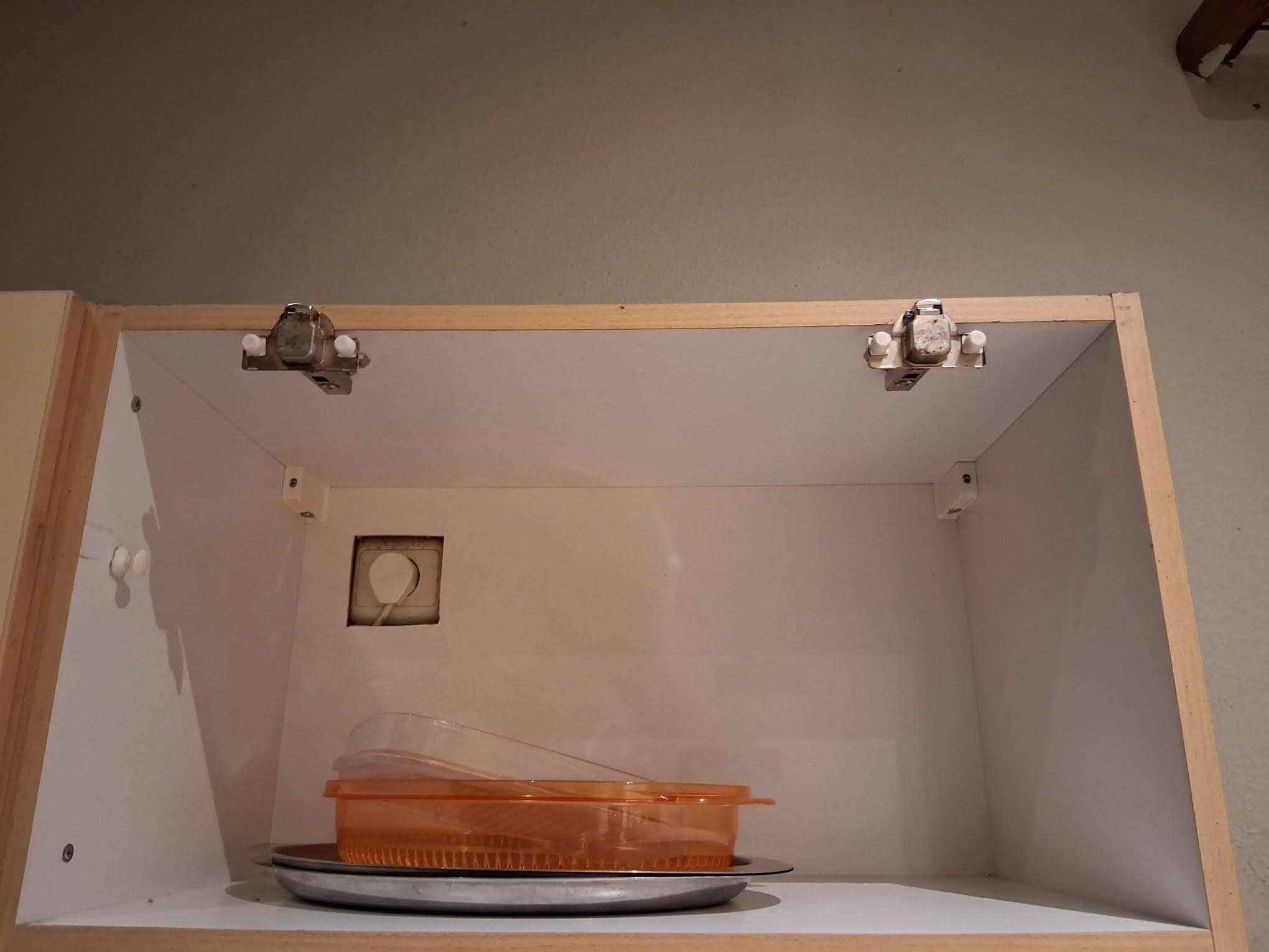 Klappe fehlte vollständig