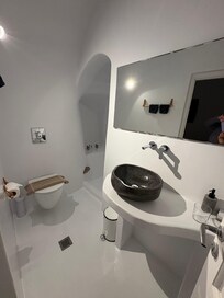 Bathroom :)