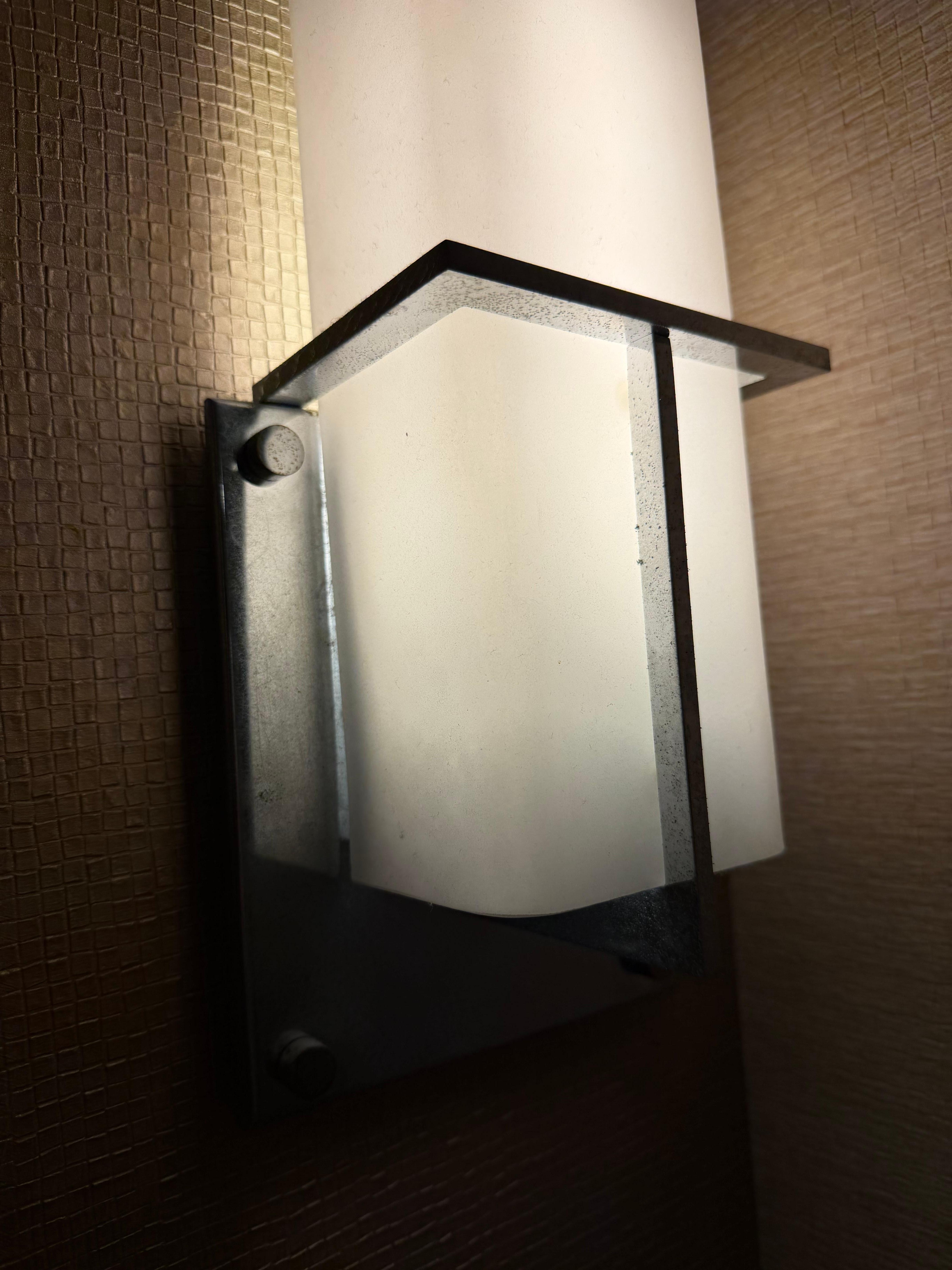 Dust covered fixtures. 