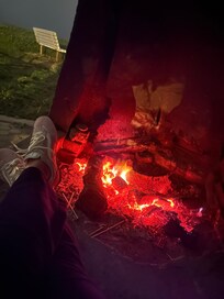 Beautiful wood firing evenings , waiting for you to enjoy the evening. Is stunning view.