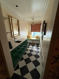 Kitchenette with Nespresso machine was perfect.