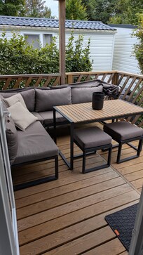 Terrasse vor dem Eingang