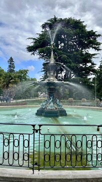 Nearby botanical garden